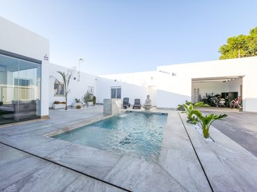 Haus mit Pool zum Verkauf in Las Lagunas - Campano
