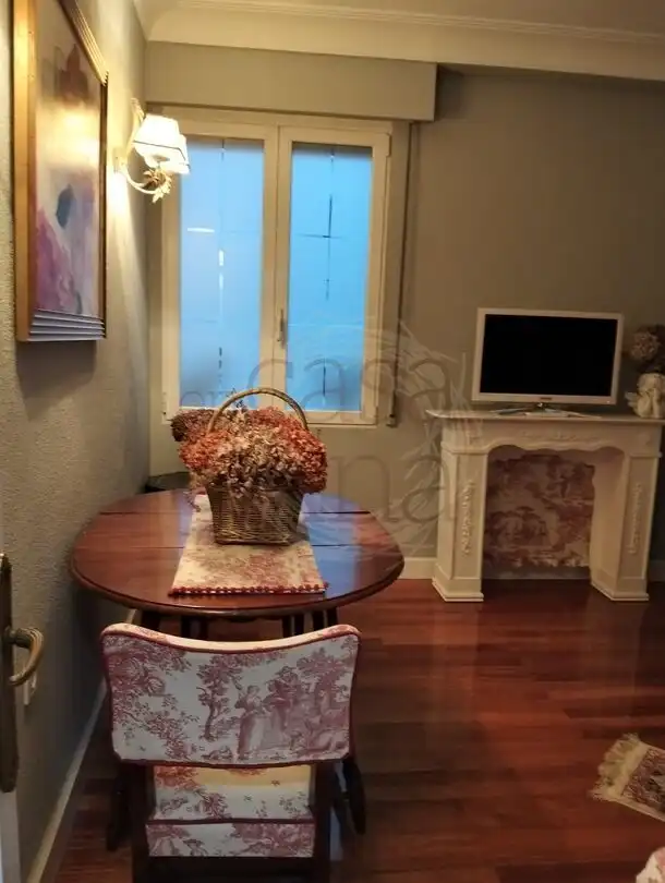 Comedor de Piso en venta en Bilbao  con Calefacción