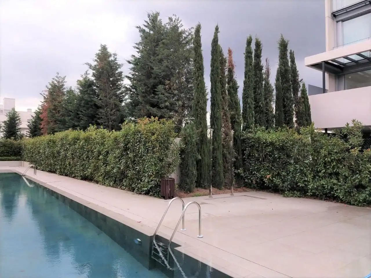 Piscina de Pis de lloguer en Madrid amb Aire condicionat, Calefacció i Terrassa