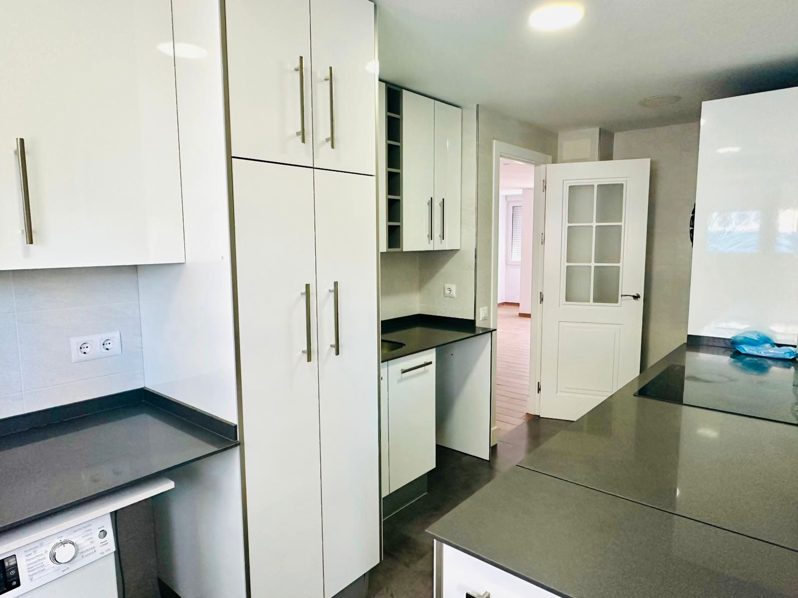Cocina de Piso en venta en  Cádiz Capital con Terraza