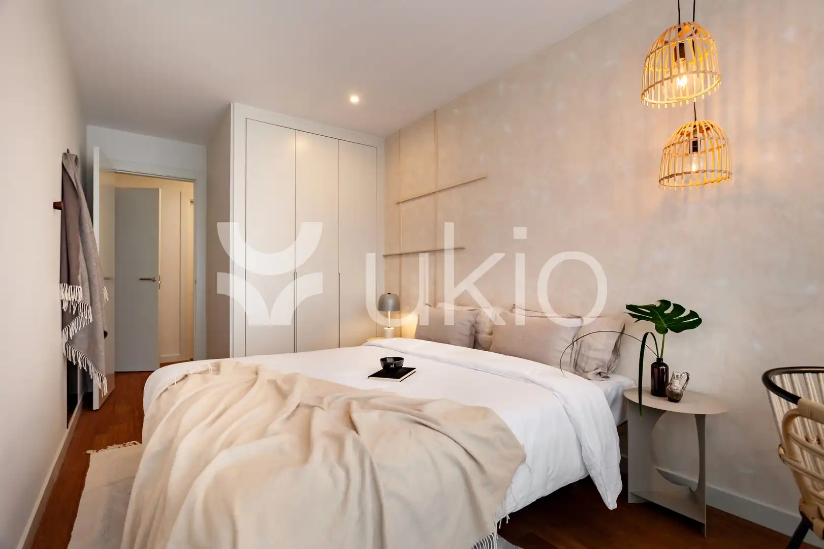 Habitación de Apartamento de alquiler en Madrid con Calefacción, Terraza y Amueblado