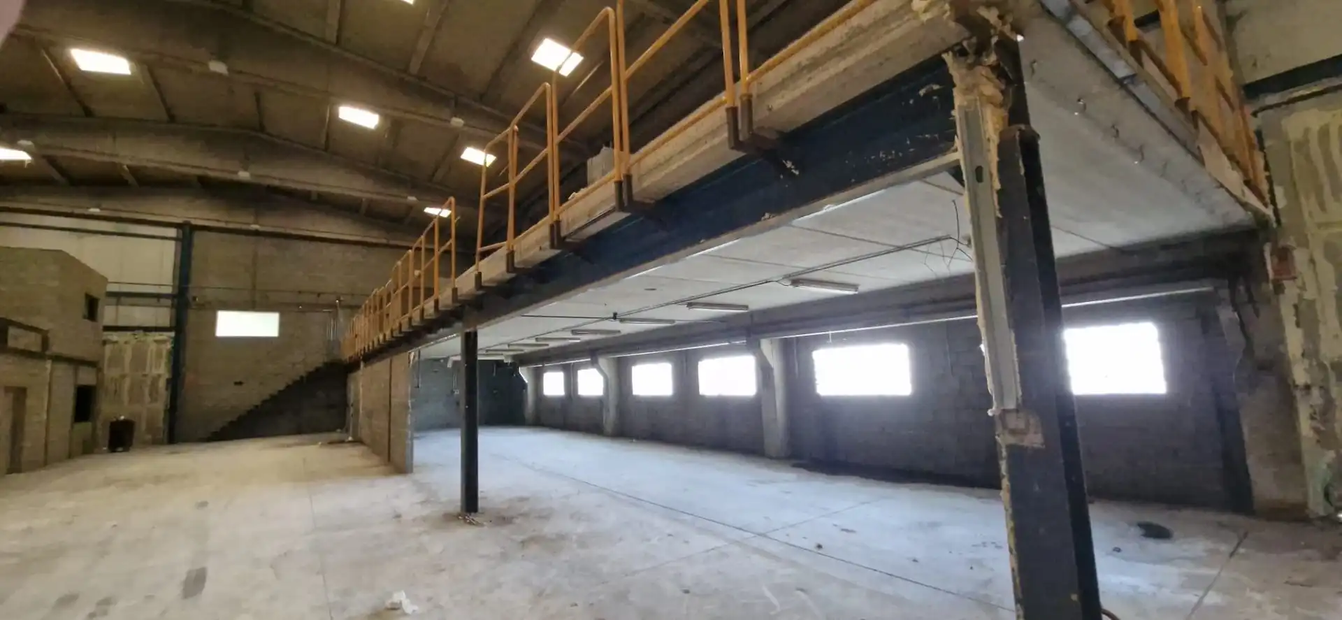 Nave industrial in vendita a Piera, imagen 17