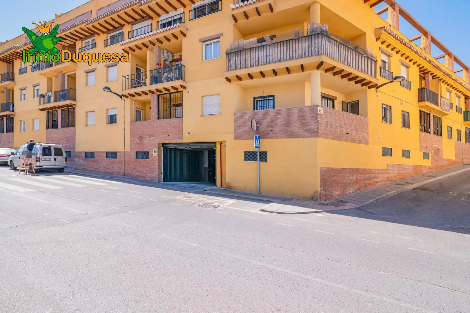 Vista exterior de Piso en venta en La Zubia con Aire acondicionado, Calefacción y Terraza