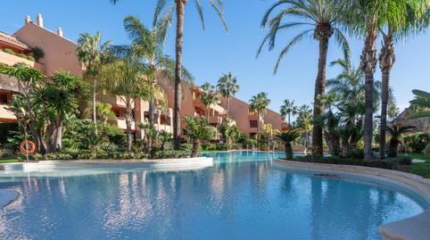 Foto 2 de Apartament en venda a  Urbanización Gran Bahía de Marbella, Bahía de Marbella, Marbella