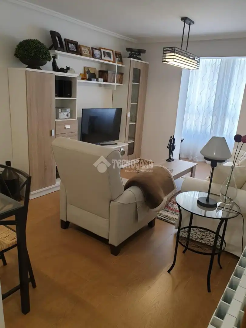 Sala d'estar de Pis de lloguer en Madrid amb Aire condicionat, Terrassa i Domòtica