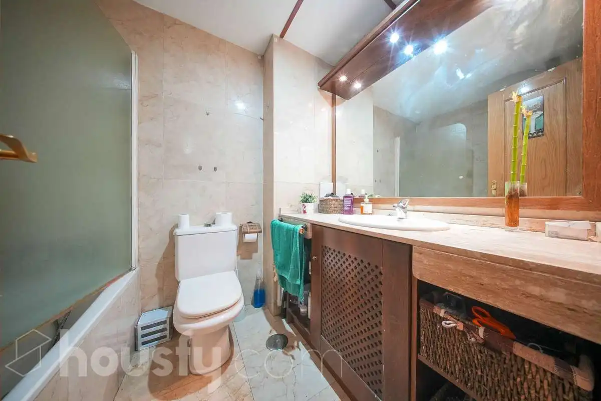 Baño de Piso en venta en Madrid con Aire acondicionado