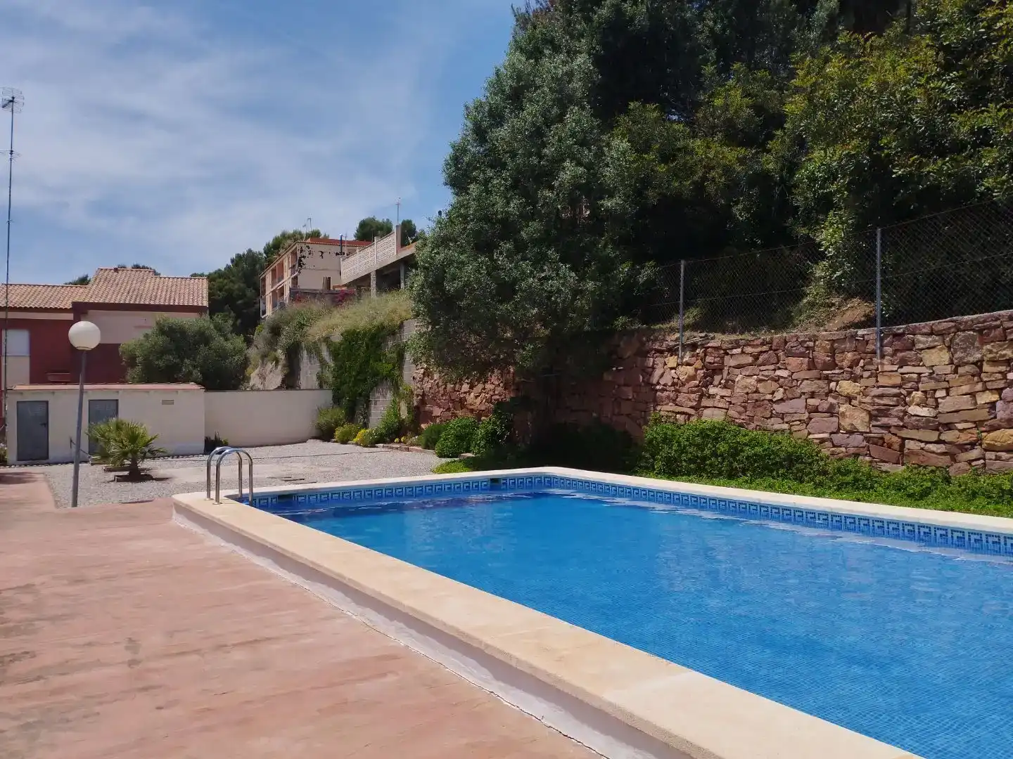 Piscina de Casa o xalet en venda en Serra amb Piscina i Balcó