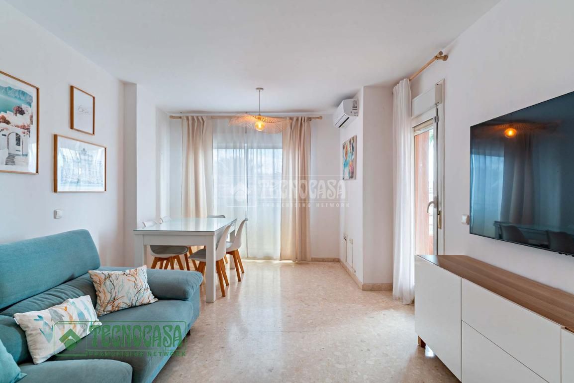 Living room of Flat for sale in Roquetas de Mar  with Terrace