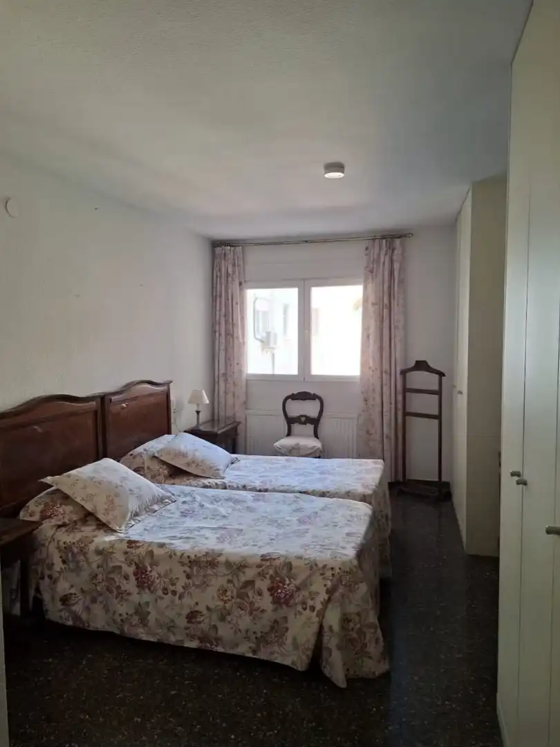 Bedroom of Apartments for rent in Valencia  with Air Conditioner, Heating and Furnished