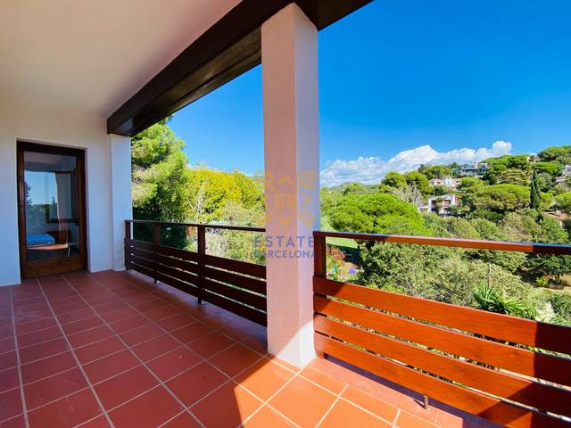Casa-chalet en Venta en Montgoda