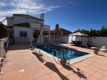 Xalet amb piscina en venda a Periurbano Norte