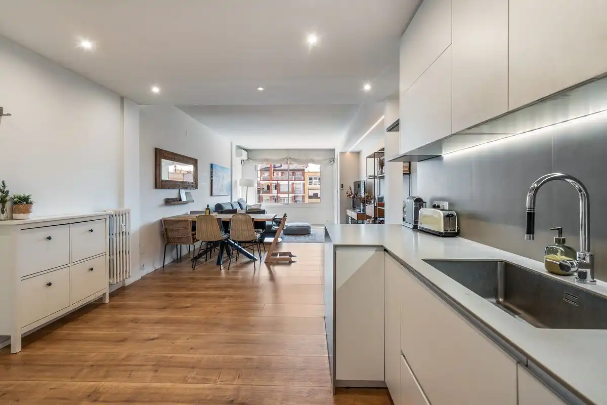 Wohnung mit Aufzug zum Verkauf in Carrer de Villarroel, imagen 3