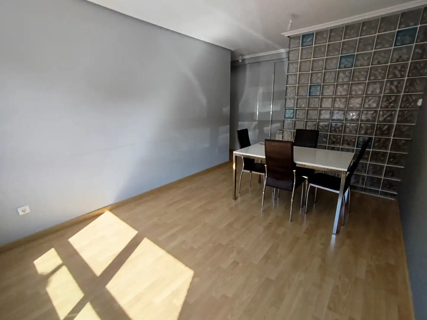 Esszimmer von Wohnung zum Verkauf in Zaratán mit Heizung, Abstellraum und Ofen