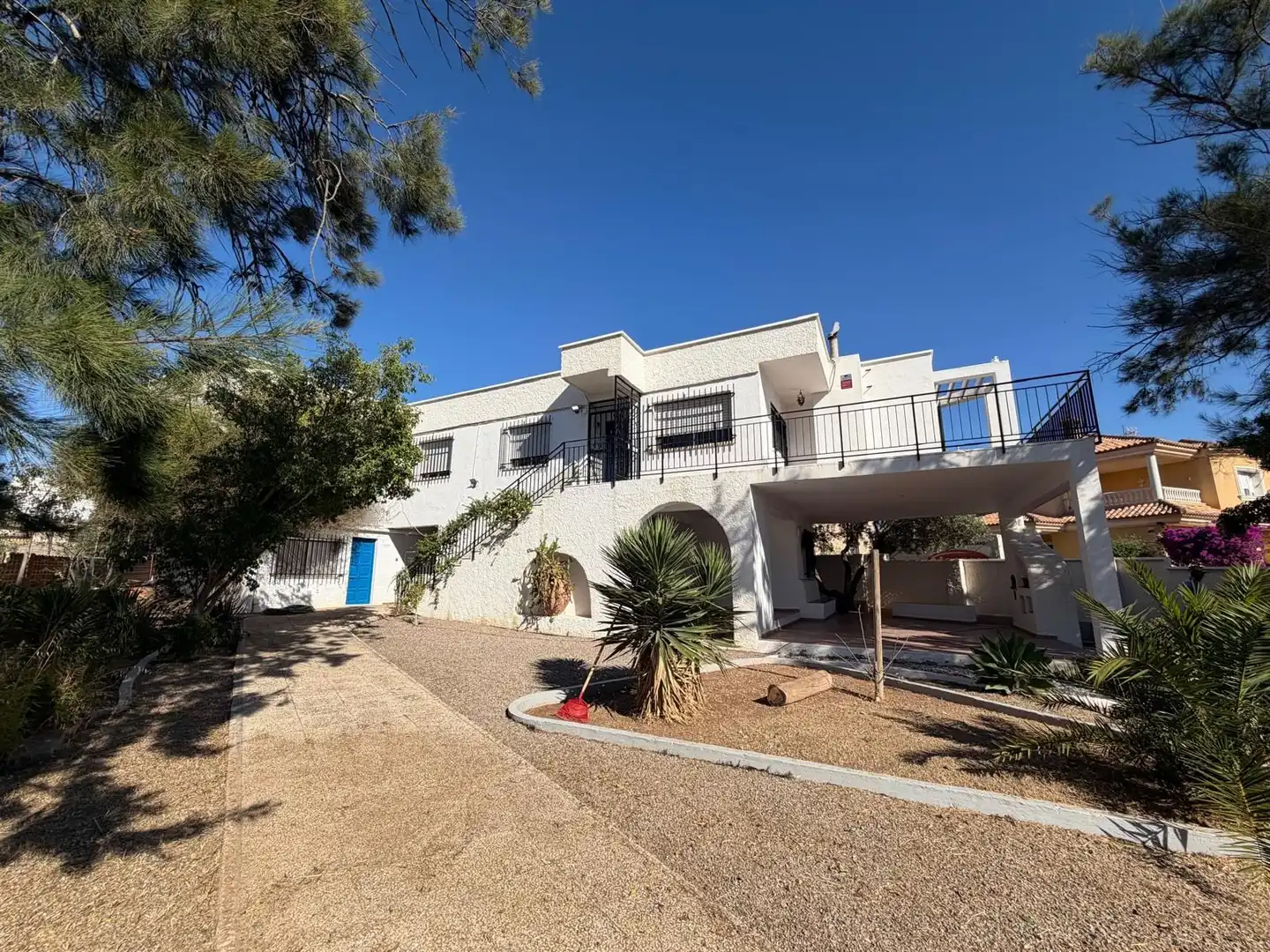 Vista exterior de Casa o chalet en venta en El Ejido con Aire acondicionado, Jardín privado y Trastero