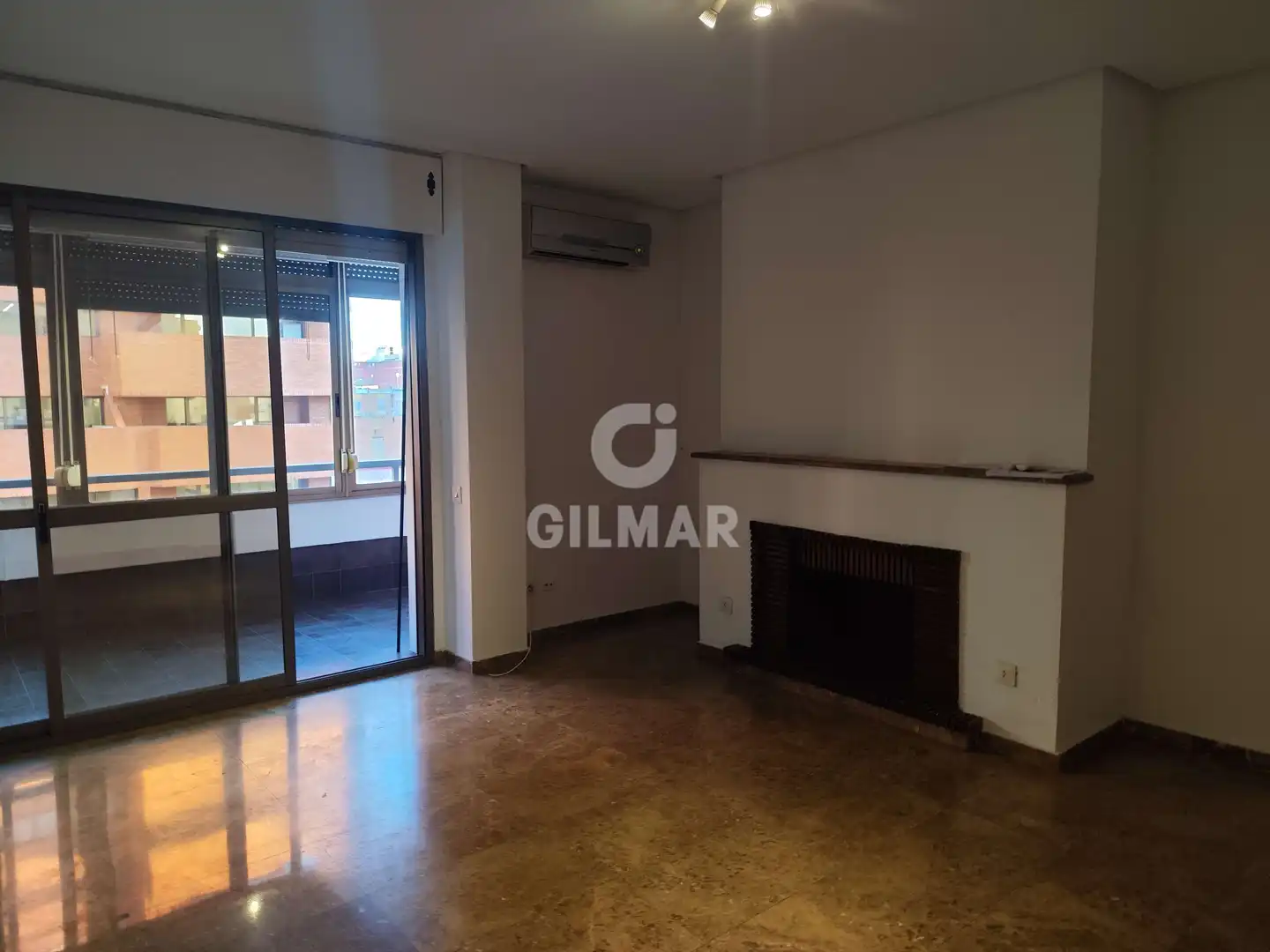 Sala de estar de Apartamento de alquiler en Sevilla con Calefacción y Balcón