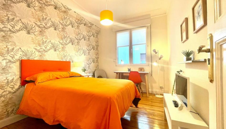 Photo 1 of Apartment to share in Abandoibarra - Guggenheim, Bizkaia