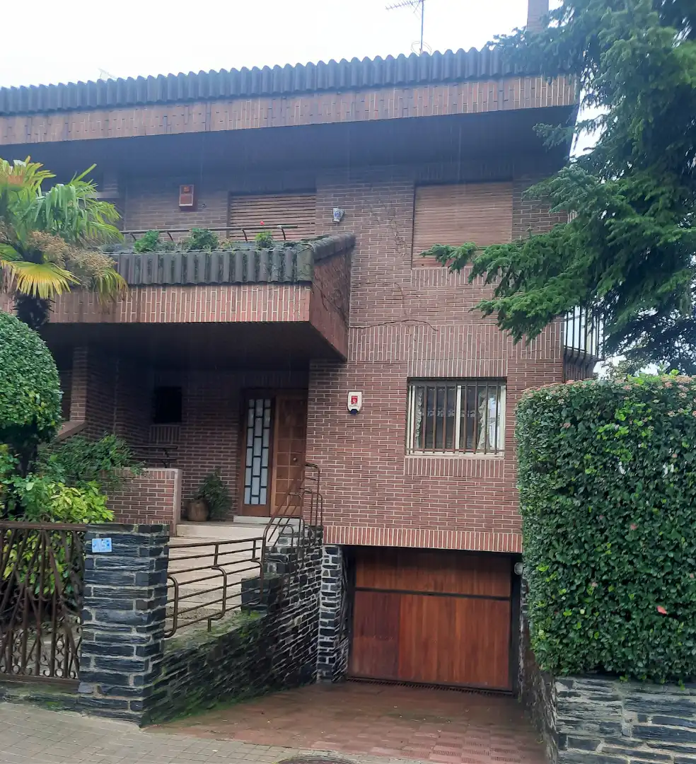 Exterior view of Detached homes for sale in Las Rozas de Madrid  with Heating, Private garden and Terrace