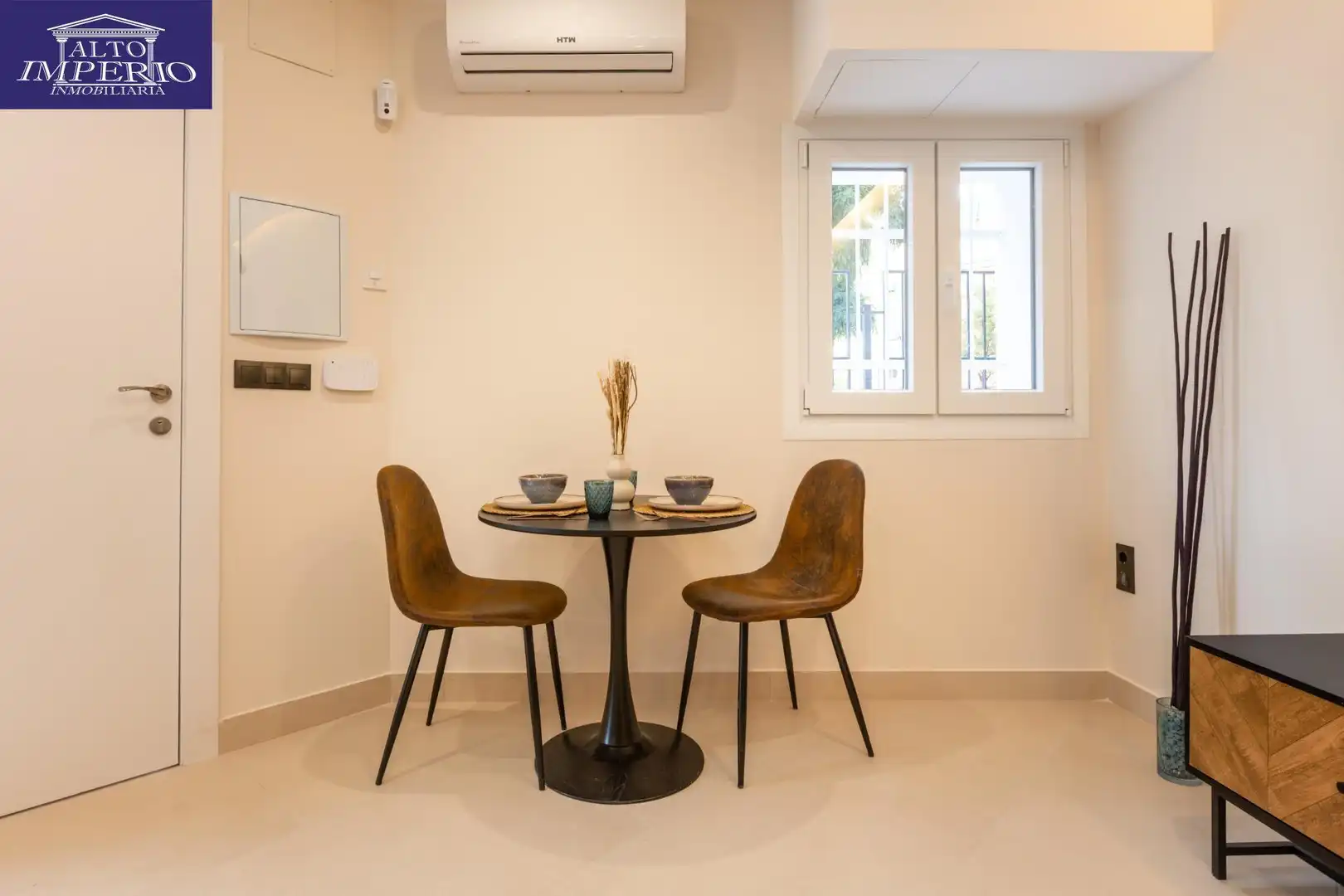 Comedor de Apartamento en venta en Granada con Aire acondicionado y Calefacción