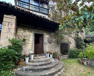 Vista exterior de Local en venda en Vega de Liébana amb Terrassa