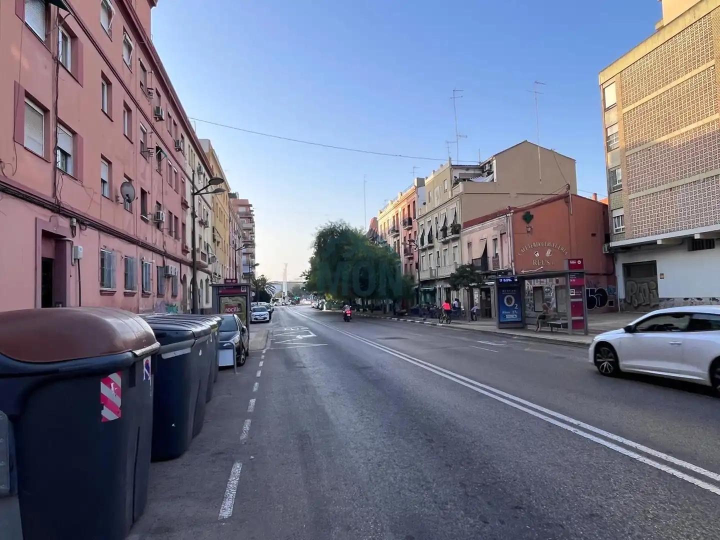 Vista exterior de Piso en venta en Valencia con Horno