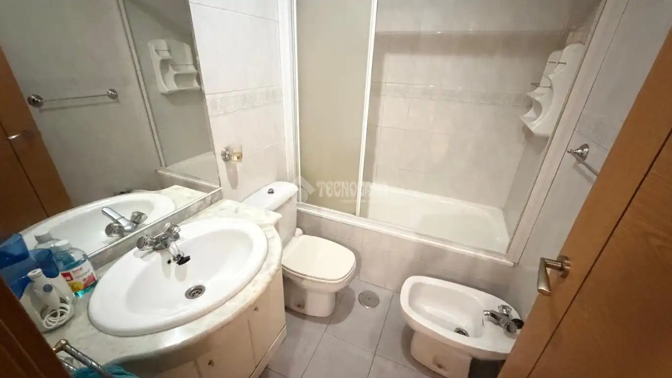 Baño de Piso en venta en Villaverde