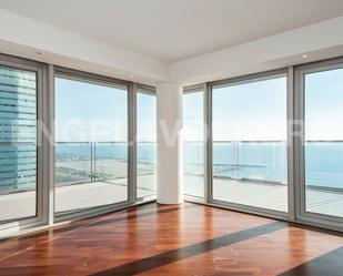 Sala d'estar de Apartament en venda en  Barcelona Capital amb Aire condicionat, Terrassa i Piscina