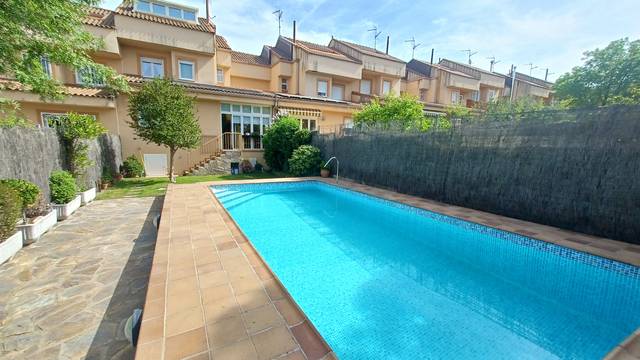 Casa-chalet en Venta en Los Lagos