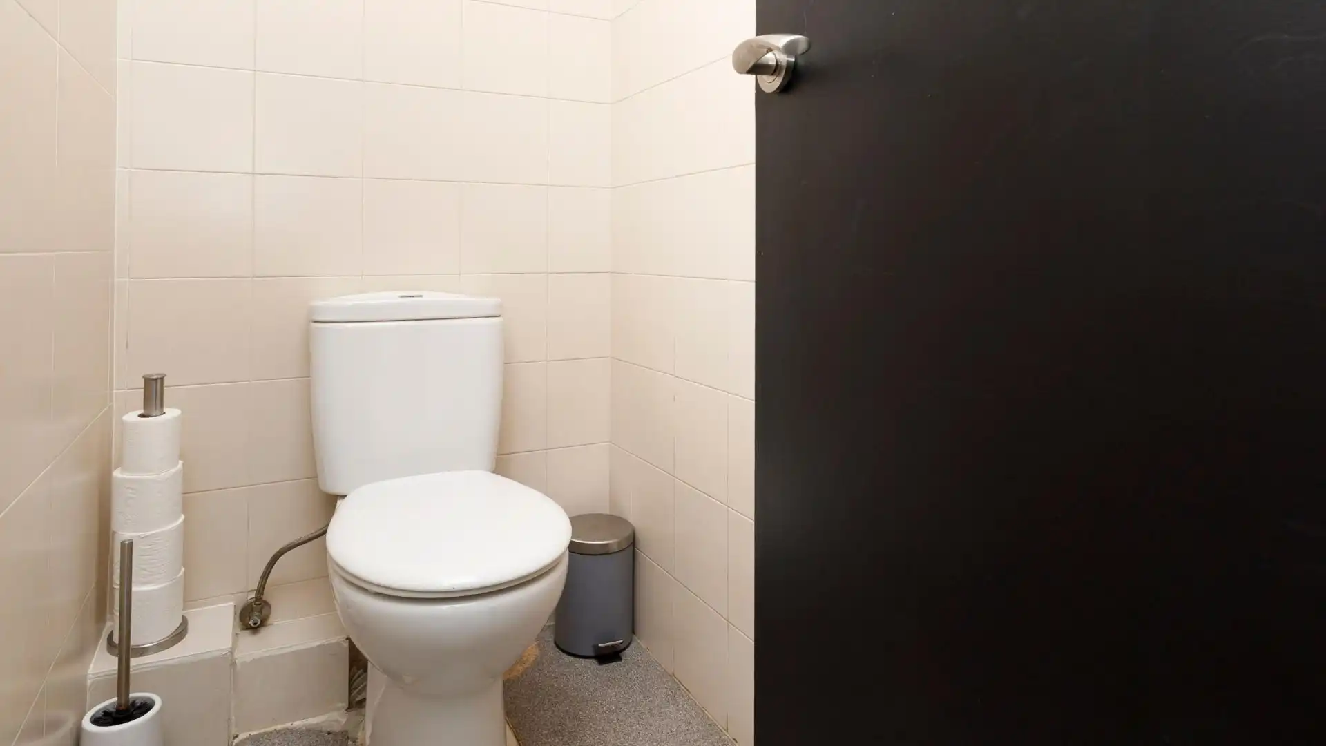 Baño de Oficina de alquiler en Barcelona con Aire acondicionado y Terraza