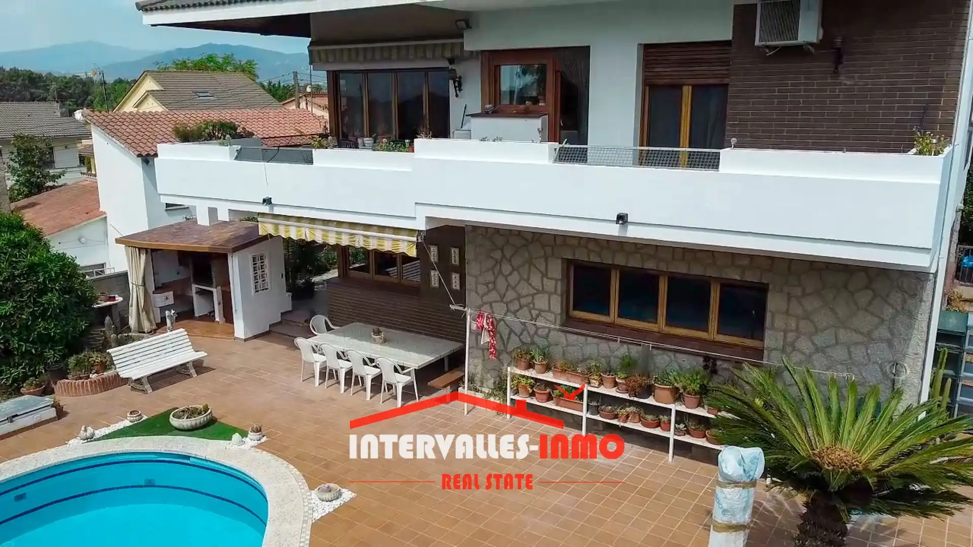Terraza de Casa o chalet en venta en Palau-solità i Plegamans con Aire acondicionado, Calefacción y Jardín privado
