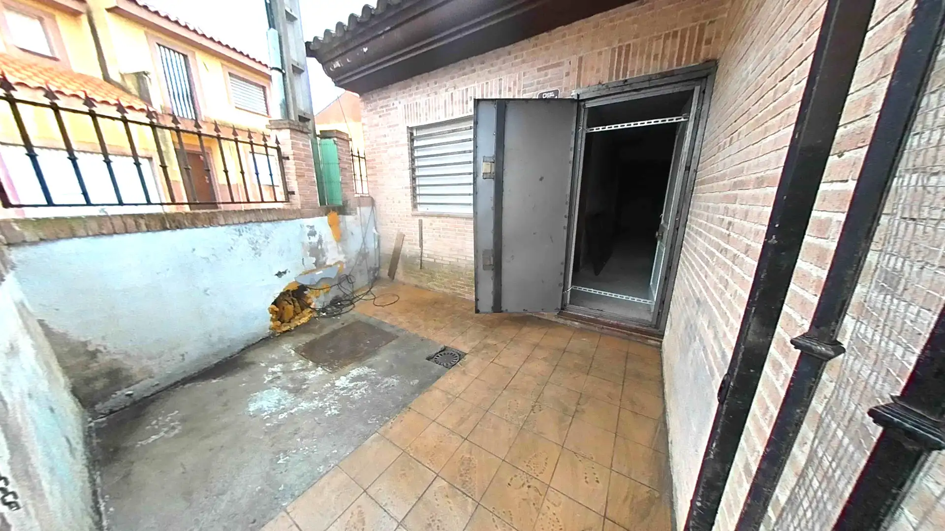 Casa adosada en venta en Hormigos
