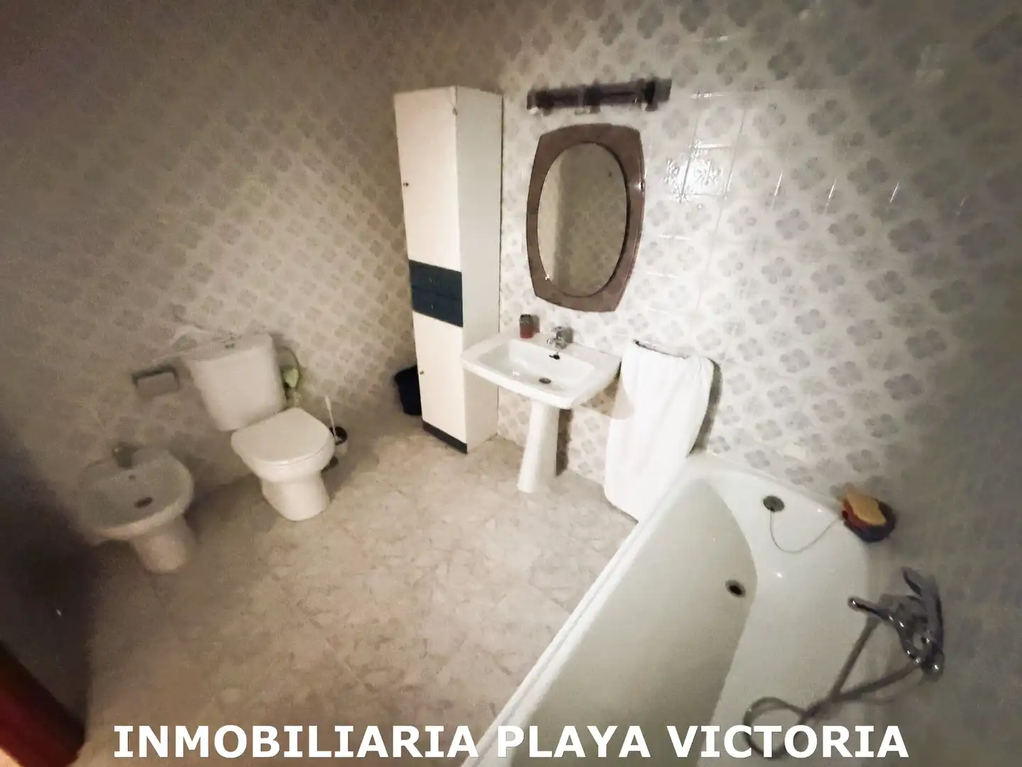 Bany de Pis en venda en Cádiz amb Parquet i Terrassa