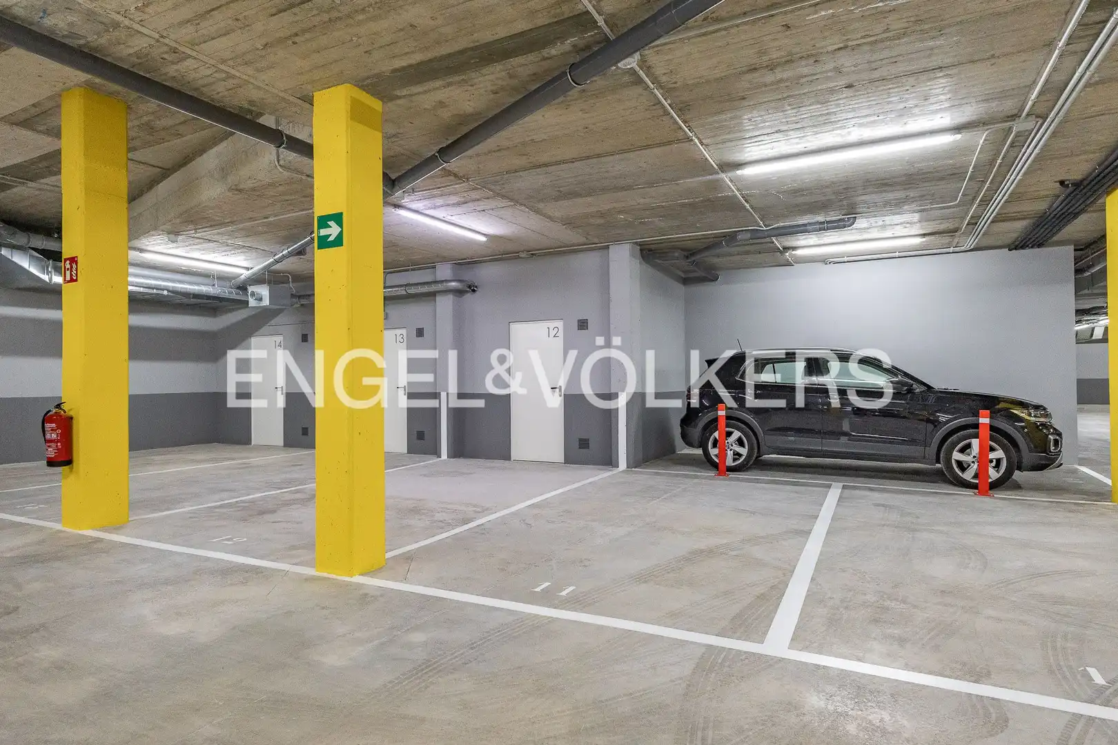 Parking de Planta baja de alquiler en Sabadell con Aire acondicionado, Calefacción y Terraza