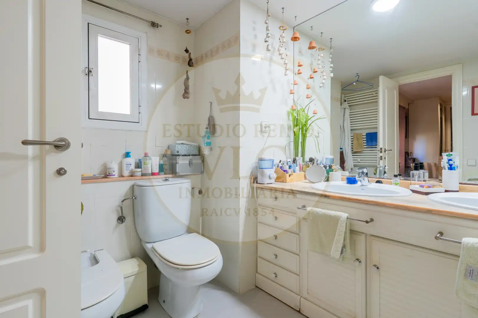 Bany de Apartament en venda en Valencia amb Aire condicionat, Calefacció i Parquet