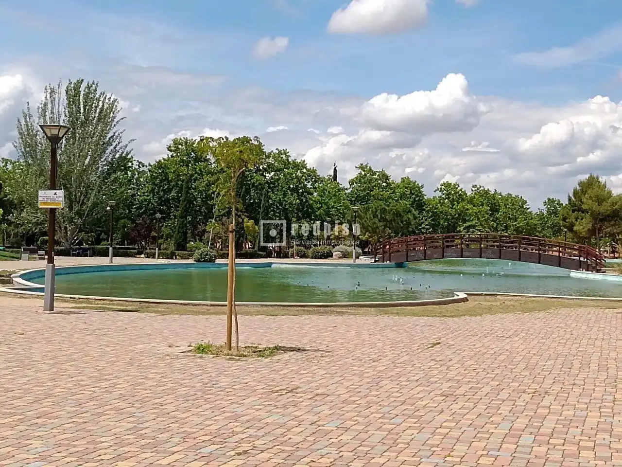 Schwimmbecken von Geschaftsraum zum Verkauf in Alcorcón mit Klimaanlage