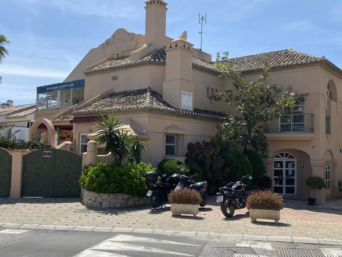 Gewerbefläche zum Verkauf in Mijas Golf
