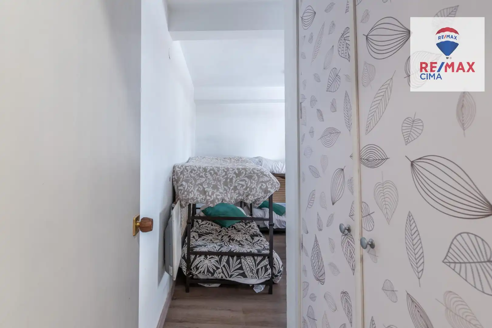 Habitación de Estudio en venta en Sierra Nevada con Calefacción y Terraza