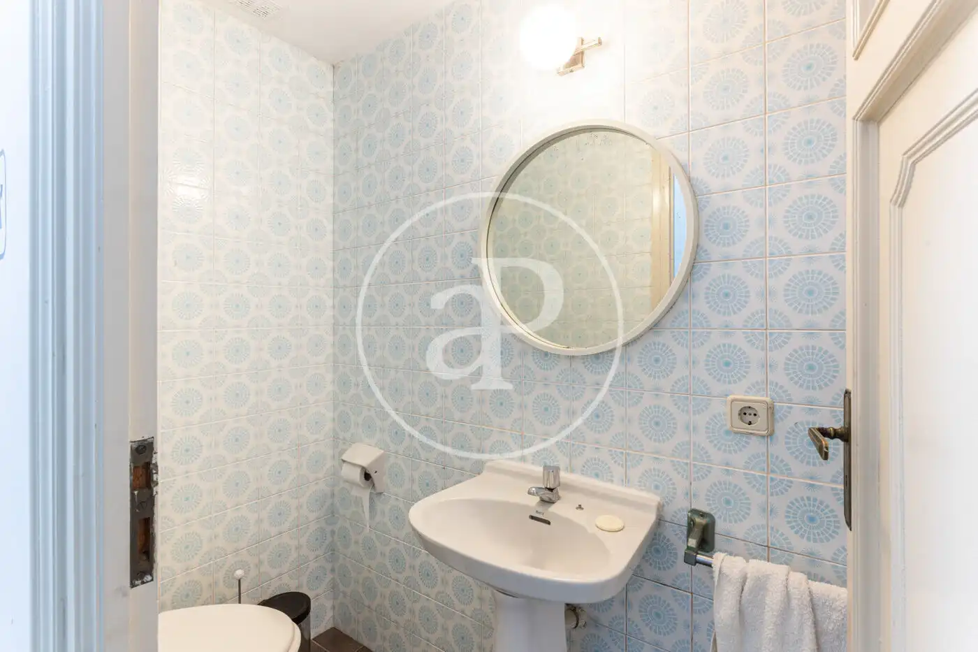 Bathroom of Houses for sale in Terrassa  with Heating, Private garden and Terrace