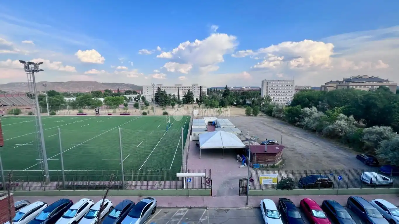 Aparcament de Pis en venda en Alcalá de Henares amb Aire condicionat, Calefacció i Terrassa