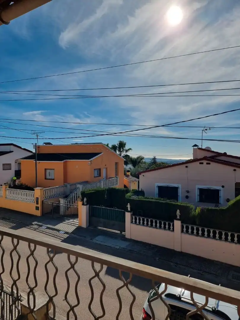 Vista exterior de Casa o xalet en venda en Sant Jaume dels Domenys amb Calefacció, Jardí privat i Traster