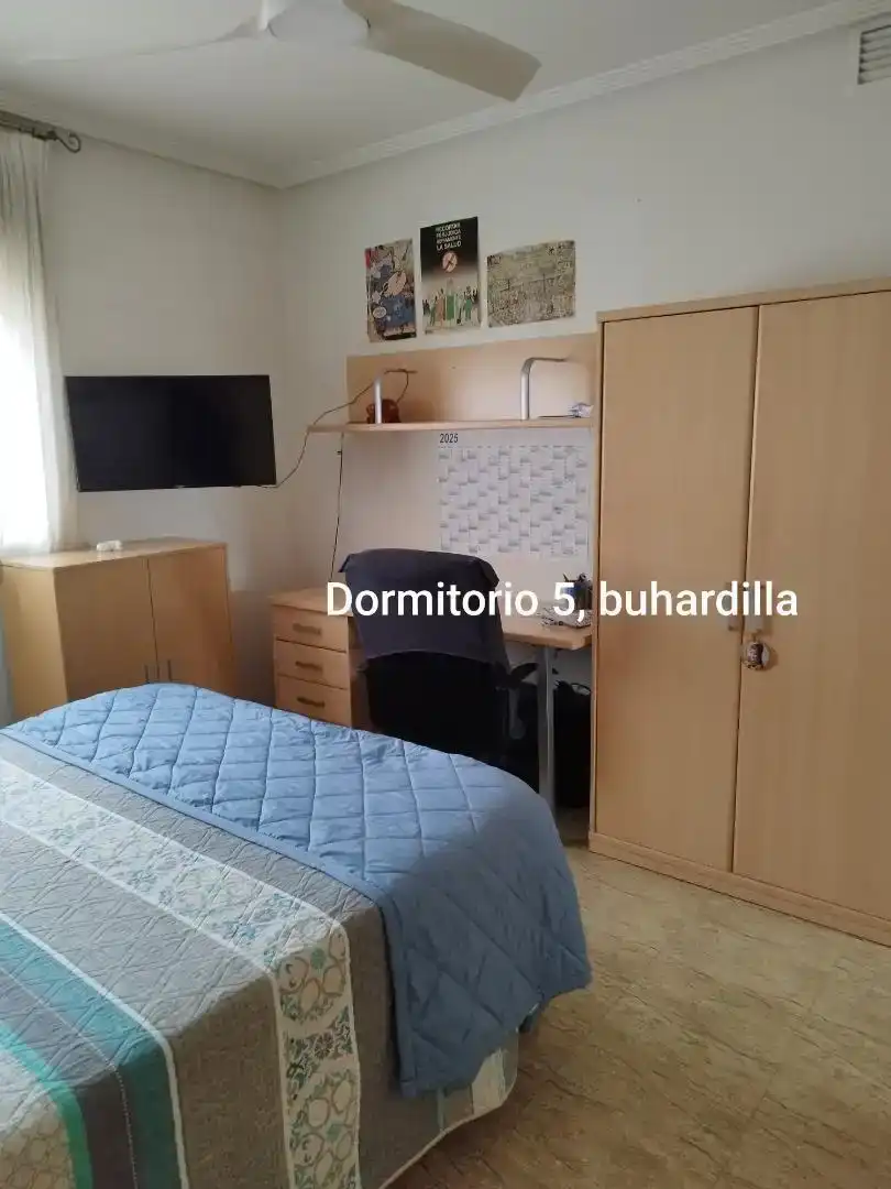 Habitación de Dúplex en venta en Murcia con Aire acondicionado, Trastero y Amueblado