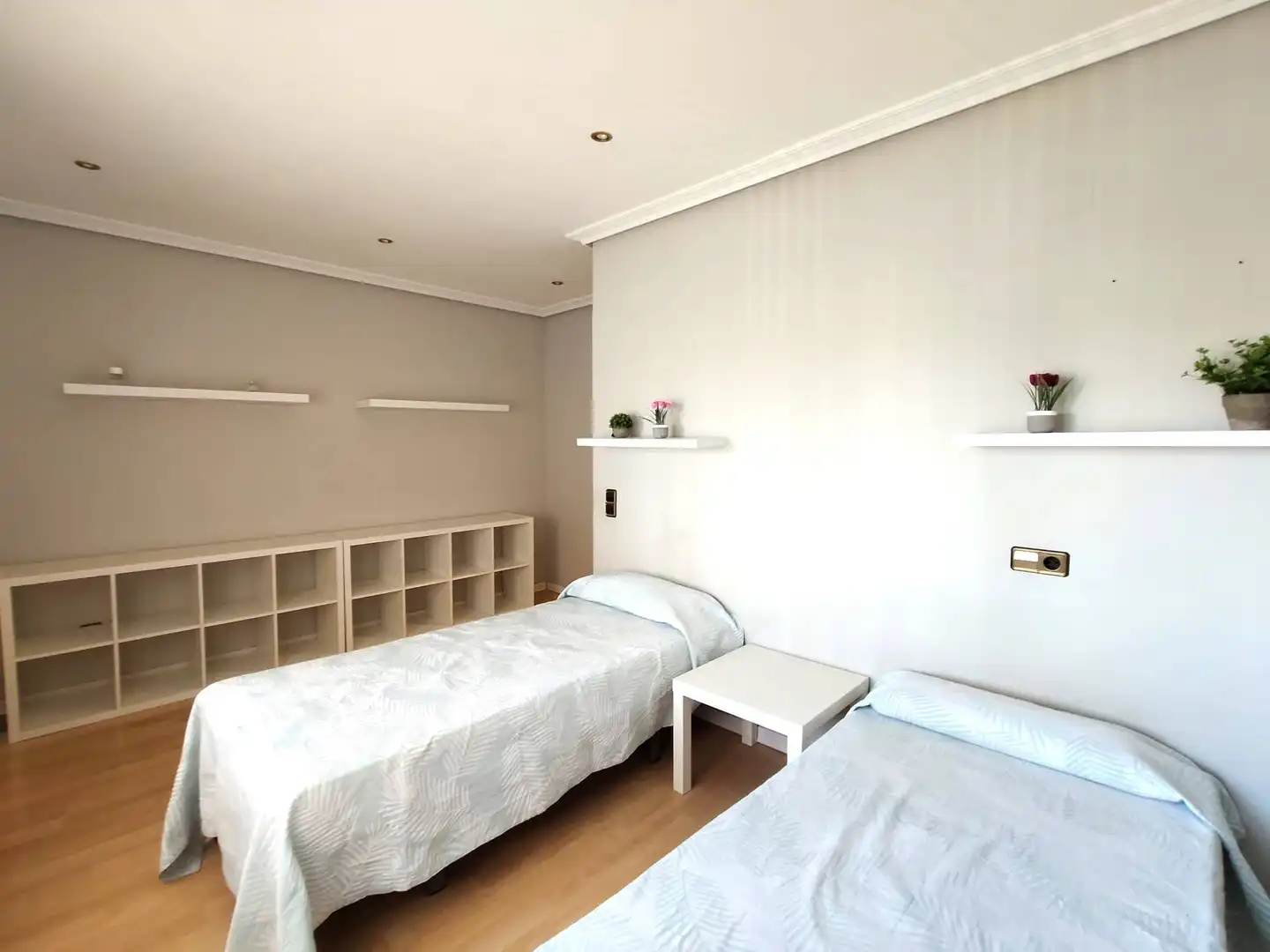 Bedroom of Flat for sale in Tudela  with Air Conditioner, Heating and Parquet flooring