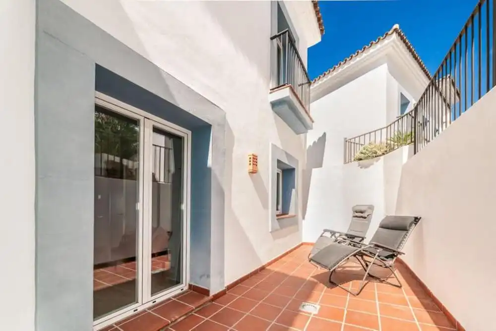 Terraza de Planta baja en venta en Benahavís con Aire acondicionado, Jardín privado y Terraza