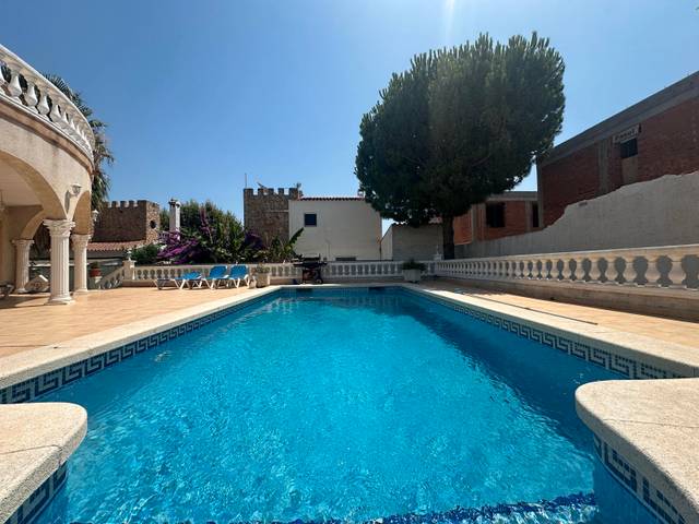 Casa-chalet en Alquiler en Carmençó