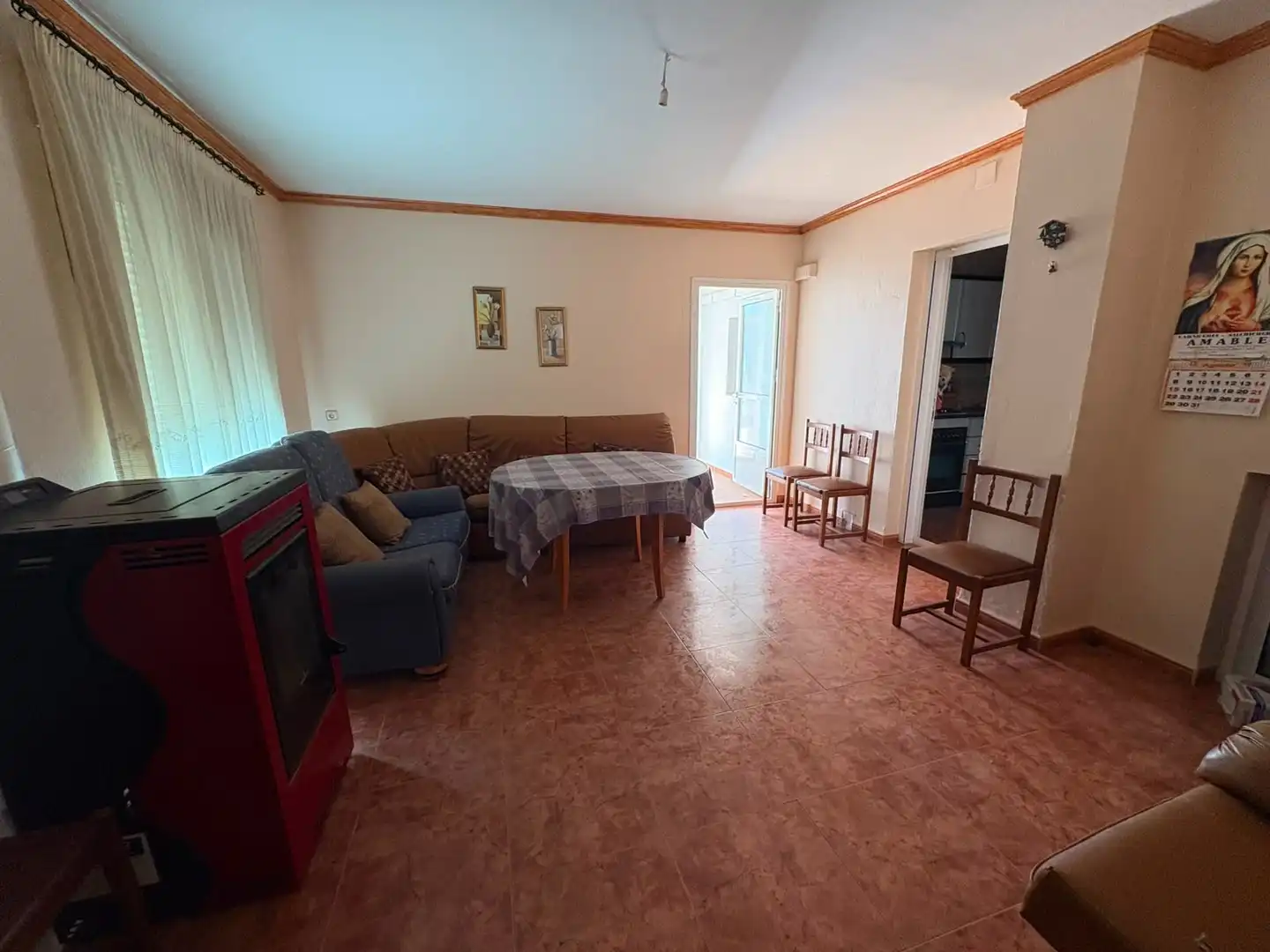 Sala de estar de Piso en venta en Pozo Alcón con Calefacción, Terraza y Amueblado