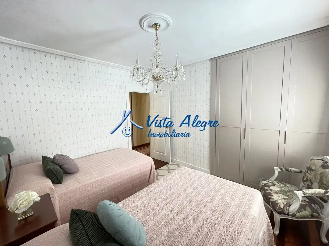 Schlafzimmer von Wohnung zum Verkauf in Haro mit Klimaanlage, Heizung und Parkett