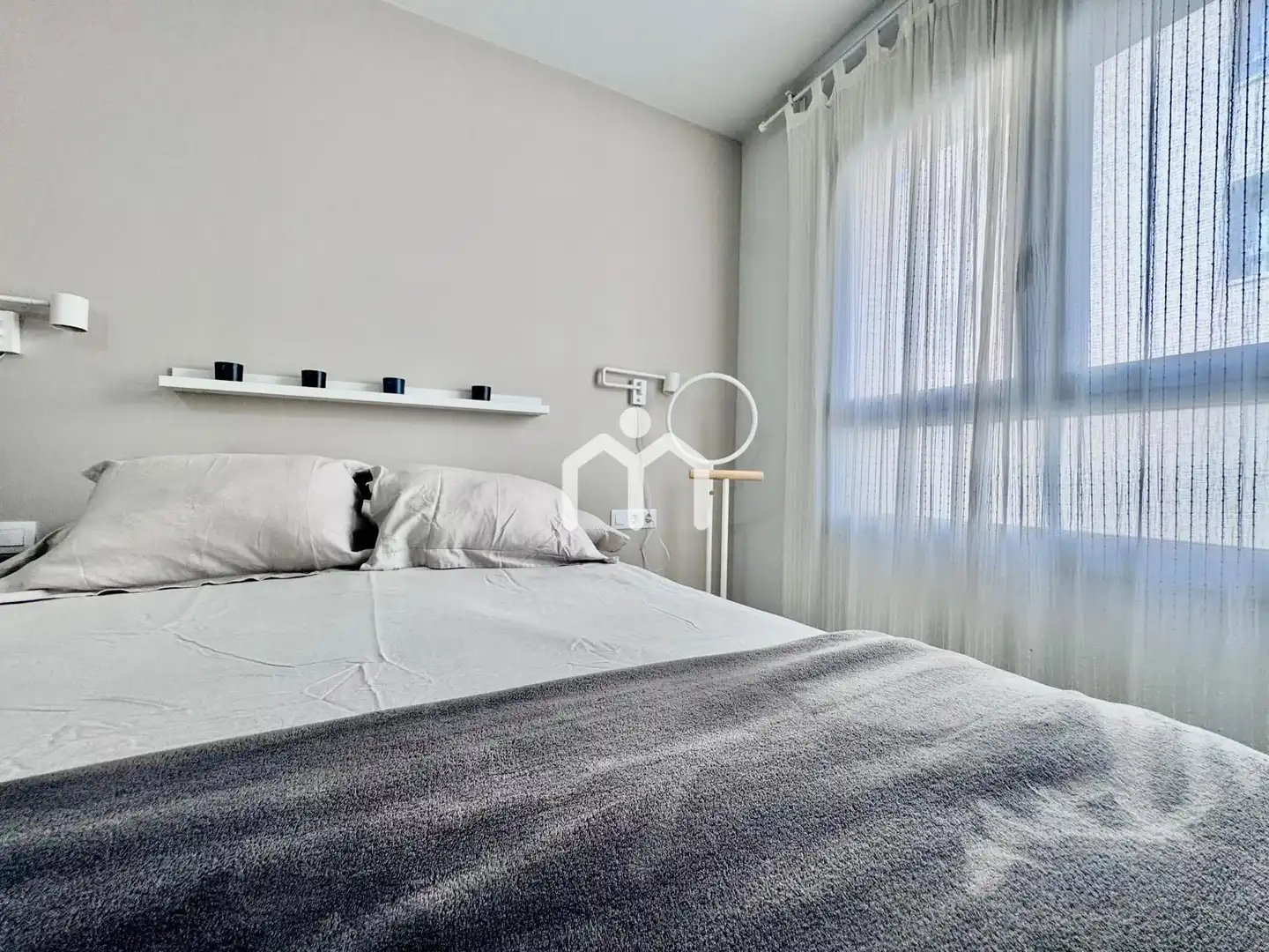 Bedroom of Flat for sale in Badalona  with Air Conditioner, Heating and Parquet flooring
