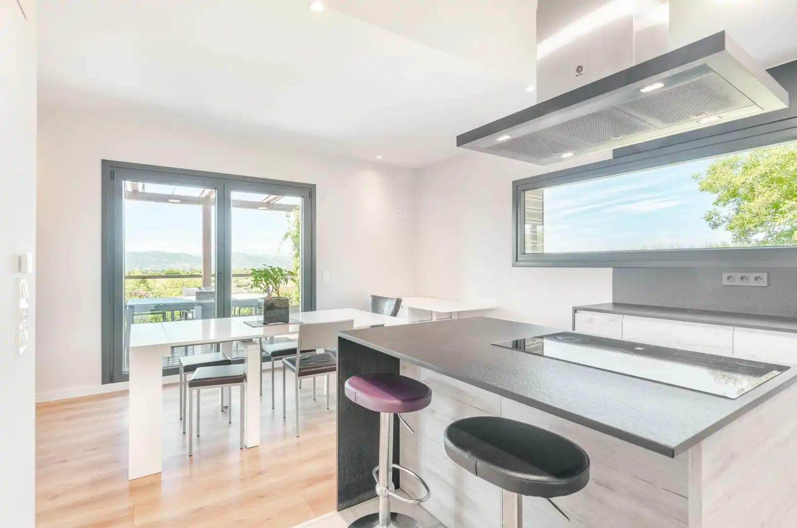 Cocina de Casa o chalet en venta en Siero con Aire acondicionado, Calefacción y Jardín privado