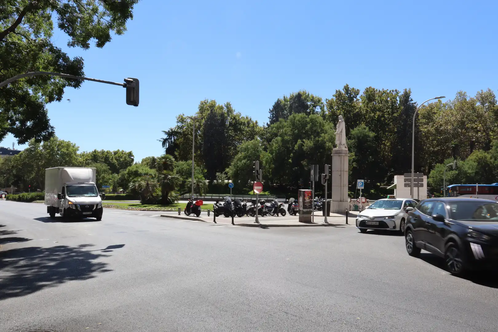 Außenansicht von Wohnung zum Verkauf in Madrid mit Klimaanlage, Heizung und Abstellraum