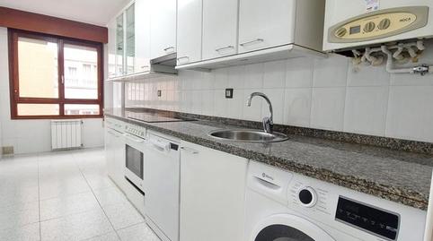 Photo 3 of Flat to rent in Ceares, Asturias