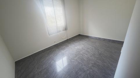 Foto 5 de Pis en venda a Plaça Dels Merinals, Els Merinals, Sabadell